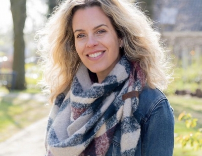 Sjaal geruit bordeaux 